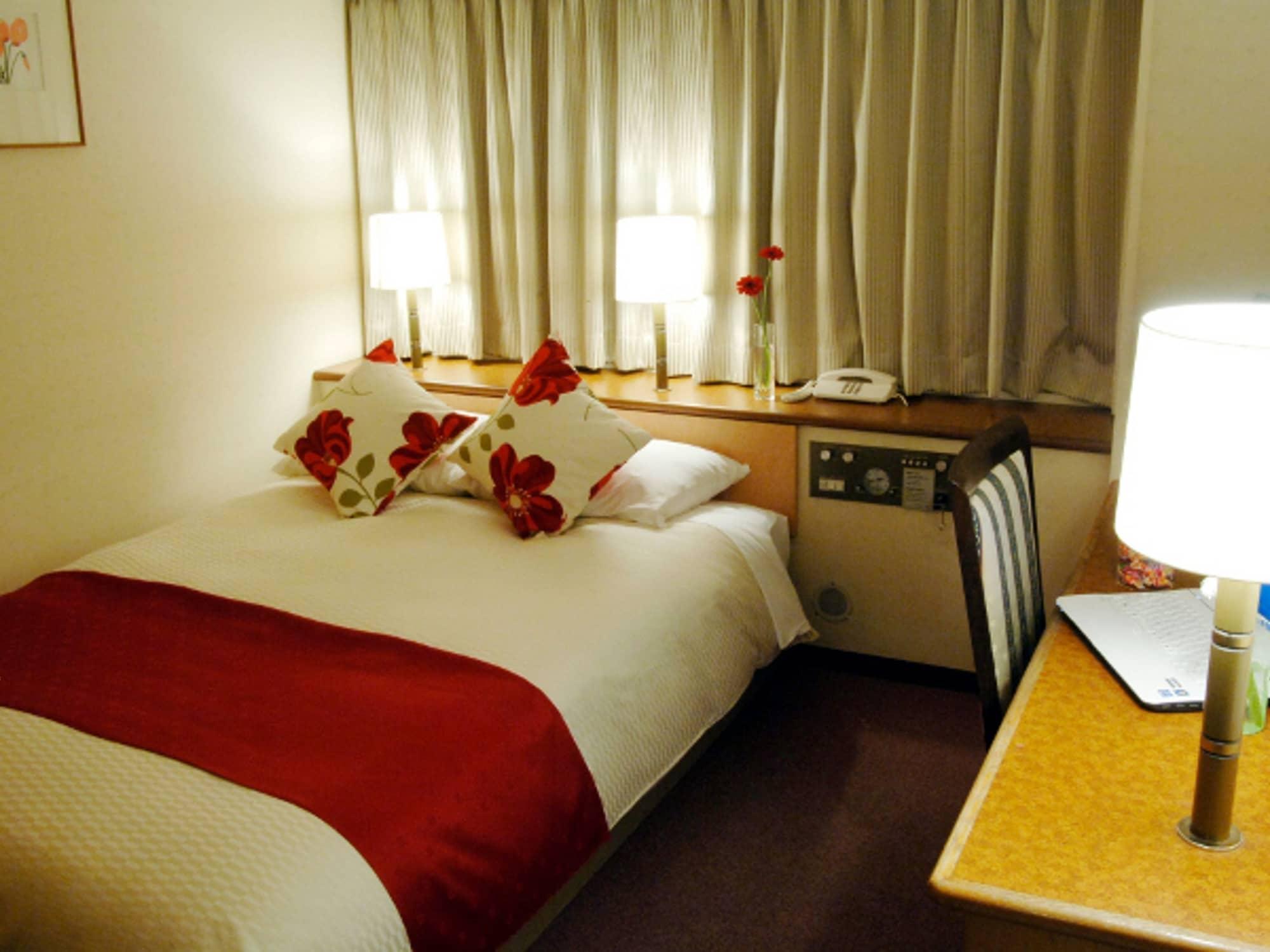 Central Hotel Yokosuka Eksteriør bilde