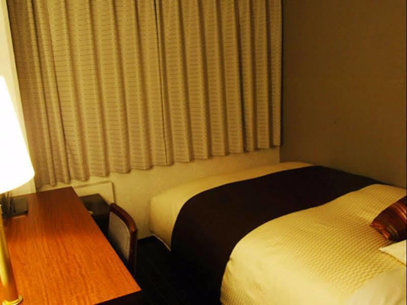 Central Hotel Yokosuka Eksteriør bilde